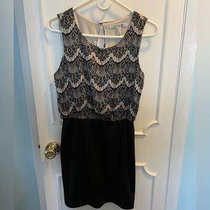 Womens Forever 21 Size Medium Black and cream dress